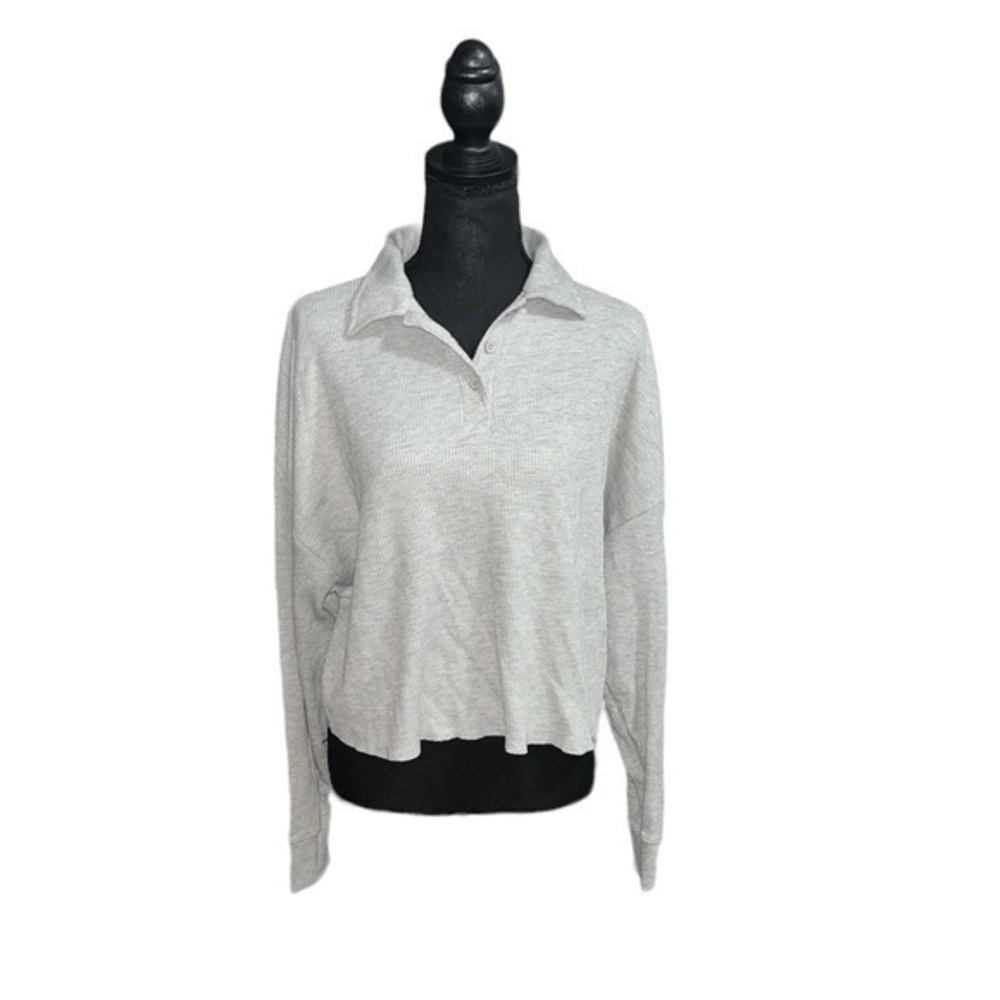 3/25$ (Mix)RETROD Light Heather Gray V-Neck Long Cropped Sleeve Size S